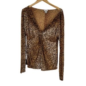 Cache velvet  Cheetah print vneck top